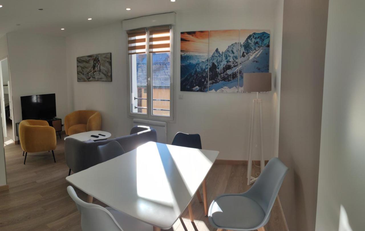 Joli Appartement Renove Avec Terrasse ブリッド・レ・バン エクステリア 写真